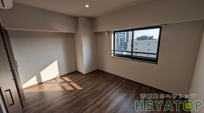 【内装】 | ザ・レジデンスパーク栄 | 洋室８.５帖