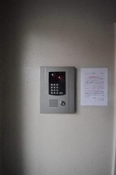 【セキュリティ】 | イズミタダマンション | オートロック付き