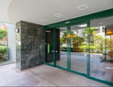 マークス亀戸のエントランス