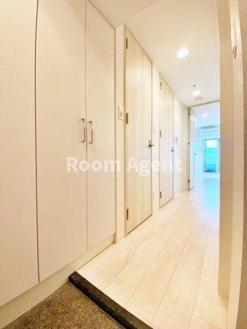 プレサンス千種アイルの玄関