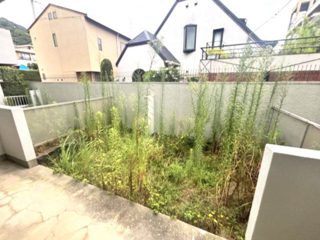 ヴィラ本山の庭