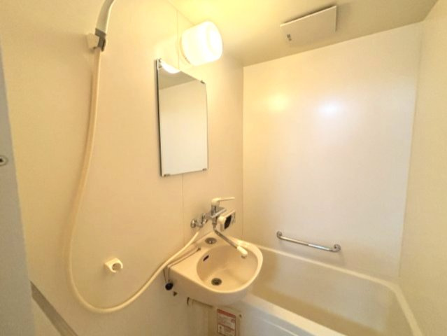 ヴィラ本山の洗面所