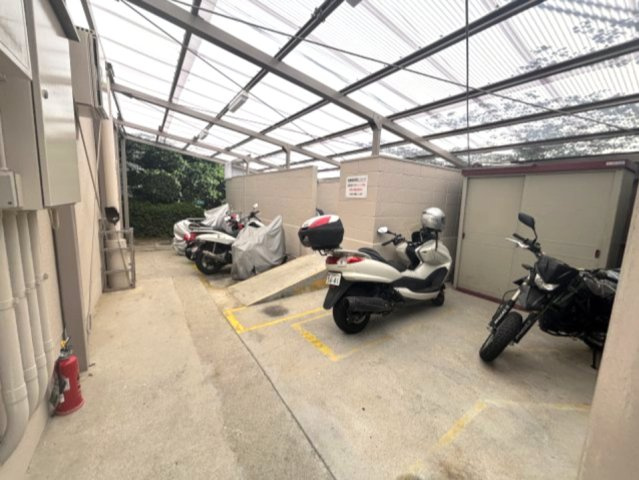 鶴甲団地10号棟のその他共用部分