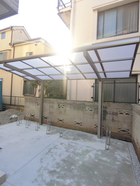 テラス高井戸西のその他共用部分|★敷地内屋根付き駐輪場★