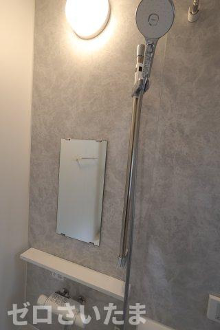 《仲介手数料無料》見沼区東大宮６丁目68-7新築一戸建てハートフルタウンの浴室