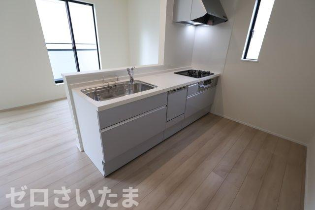 《仲介手数料無料》見沼区東大宮６丁目68-7新築一戸建てハートフルタウンのキッチン
