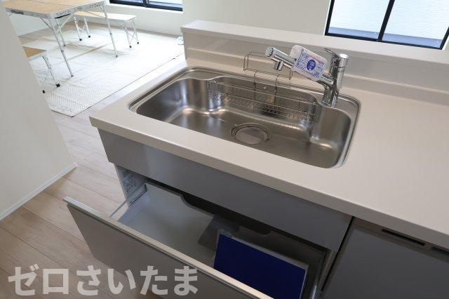 《仲介手数料無料》見沼区東大宮６丁目68-7新築一戸建てハートフルタウンのキッチン