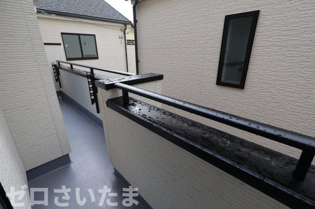 《仲介手数料無料》見沼区東大宮６丁目68-7新築一戸建てハートフルタウンのバルコニー
