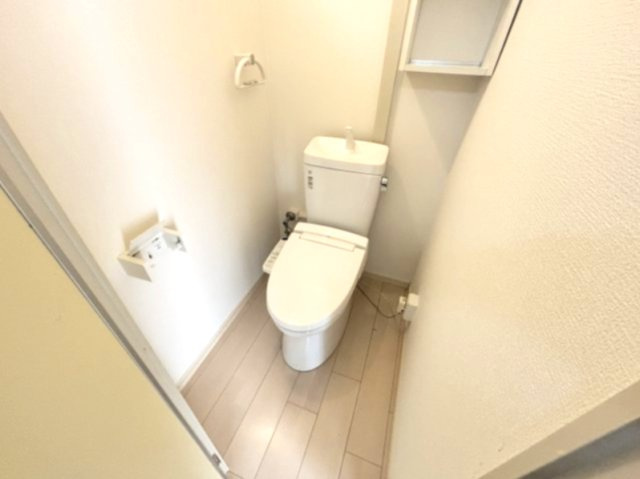 山御影マンションA棟 のトイレ