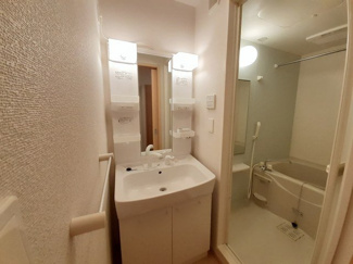 【洗面所】 | アダルカス | 洗面所です