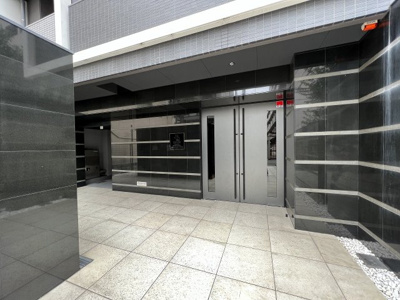 【エントランス】 | エスライズ東心斎橋