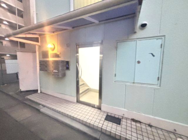 ブロスコート住吉のエントランス