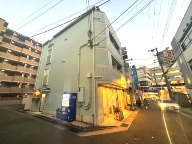 ブロスコート住吉の外観