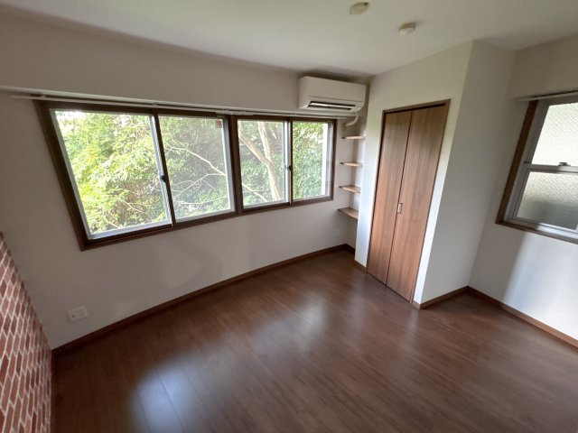 欅コートの洋室