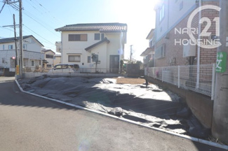 【前面道路含む現地写真】 | 現況更地