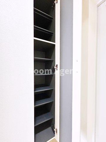 コンセール葵の玄関