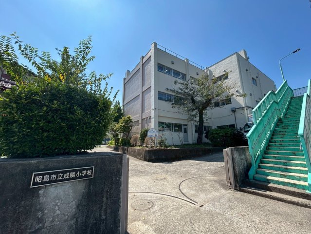 プレスティア昭島　宅地分譲全10区画売地　昭島市宮沢町　10号区　建築条件なしの周辺|昭島市立成隣小学校