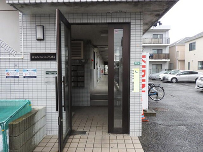 【エントランス】 | レジデンスインZAMA