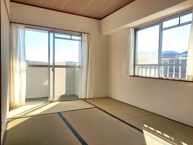 逆瀬川パークマンションの和室|和室約6帖
