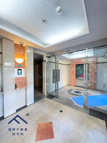 グランドステイツ大濠公園南のエントランス