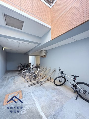 グランドステイツ大濠公園南の駐車場