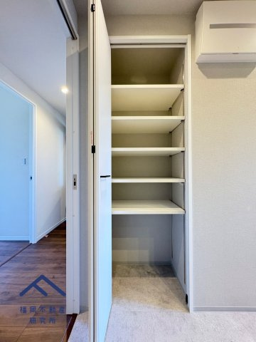 グランドステイツ大濠公園南の収納