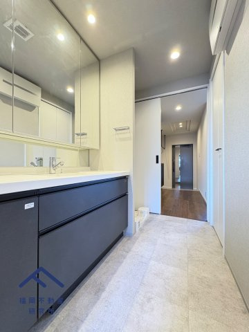 グランドステイツ大濠公園南の玄関