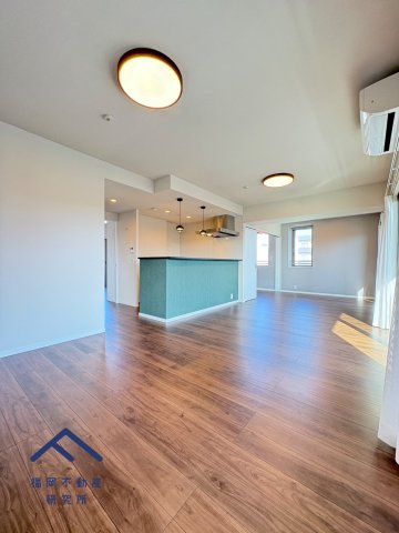 グランドステイツ大濠公園南の居間・リビング