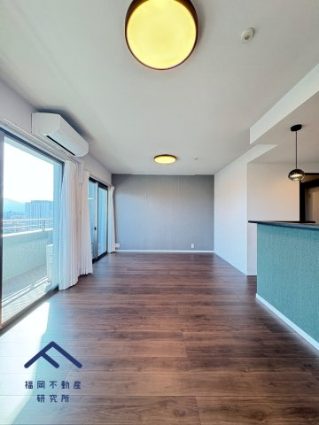 グランドステイツ大濠公園南の居間・リビング