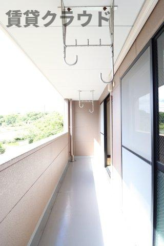 パークサイトのロビー|落ち着いた色調の洋室です
