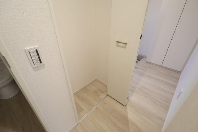 《仲介手数料無料》西区三橋５丁目286新築一戸建てKEIAI Graceのランドリースペース