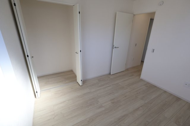 《仲介手数料無料》西区三橋５丁目286新築一戸建てKEIAI Graceの洋室