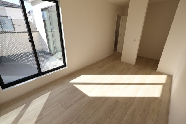 《仲介手数料無料》西区三橋５丁目286新築一戸建てKEIAI Graceの洋室