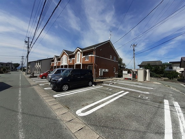 リヴィエールの駐車場|駐車場