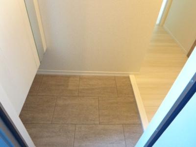 【玄関】 | プレシ・ボヌール弥永