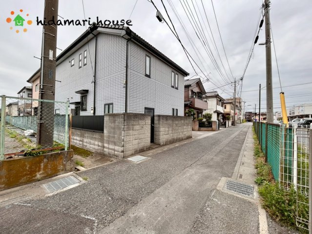 北区奈良町2期　新築戸建01の前面道路含む現地写真
