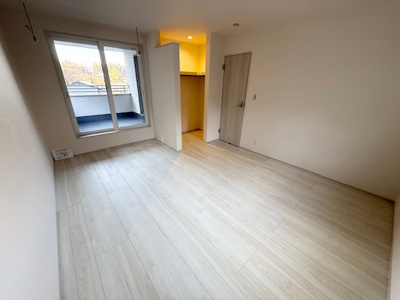 【洋室】 | 紫波町二日町向山 | 寝室にもワークスペースにもぴったりな、ちょうどいい広さです