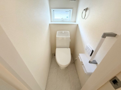 【トイレ】 | 紫波町二日町向山 | 落ち着ける空間設計のトイレで、忙しい毎日にほっと一息つける時間を