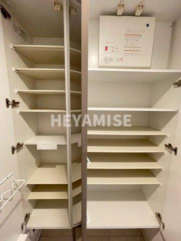 ザ・プレミアム長崎駅前の玄関