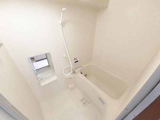 フルーツバスケットの浴室|バス