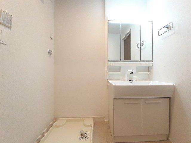 プロムナードの洗面所|広い洗面スペース