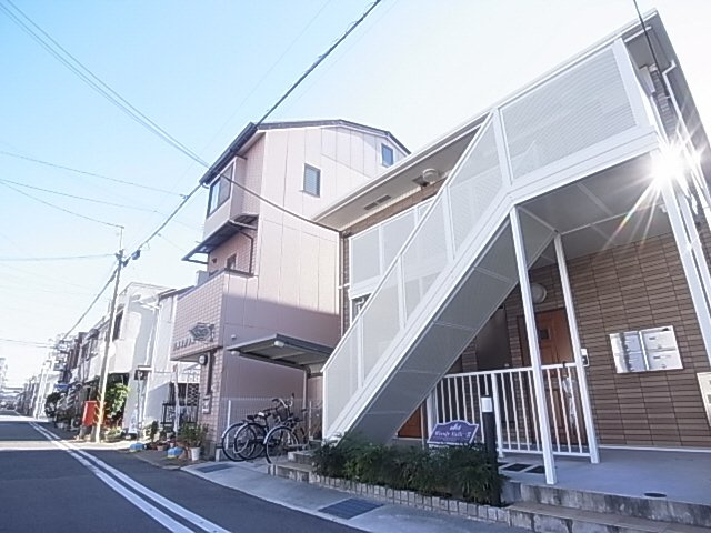 神戸市長田区久保町９丁目のアパートの外観