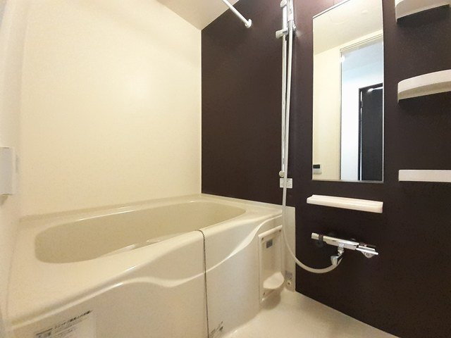 セレーナ・カーサの浴室|コンパクトで使いやすいお風呂です