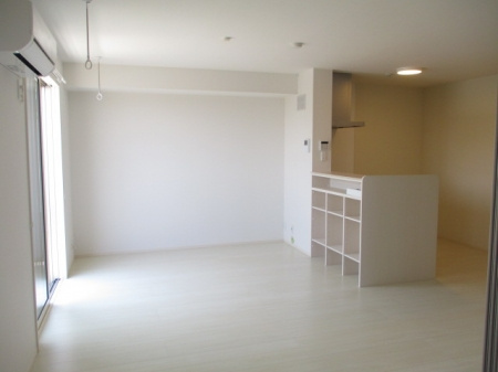 カーサステラⅢ（カーサステラスリー）【10，000円キャッシュバック対象物件】の居間・リビング|居間です