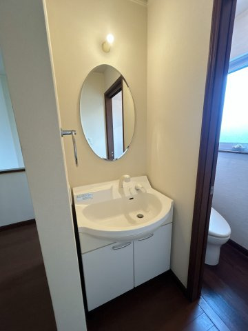 常滑市虹の丘戸建の独立洗面台