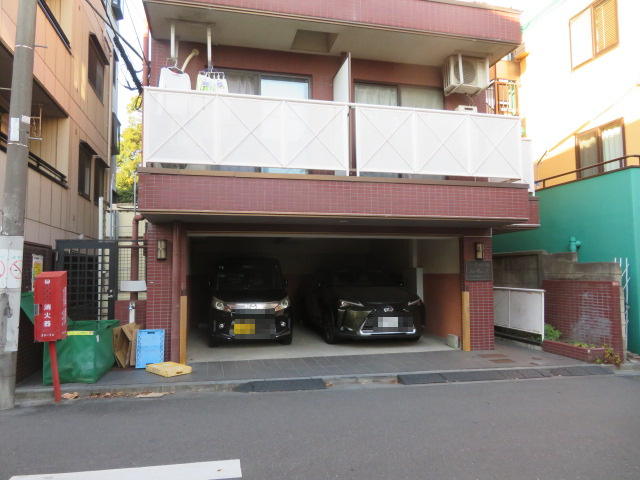 杉並区和田３丁目の一棟マンション