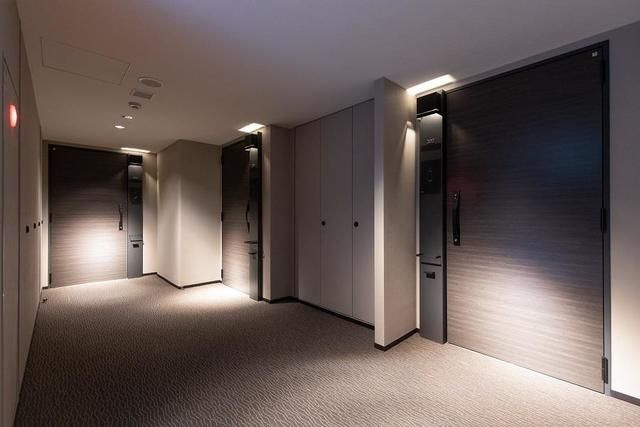 パークホームズ本郷三丁目のエントランス