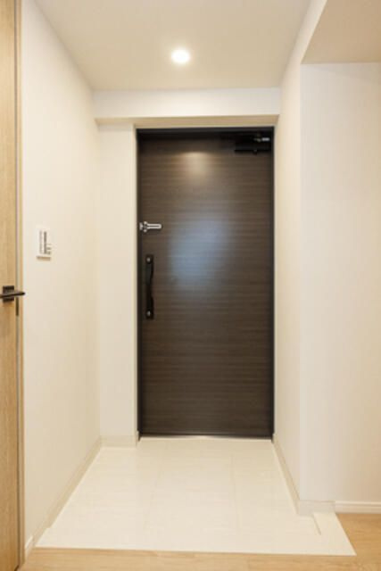 パークホームズ本郷三丁目の玄関