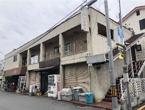 鳥飼西ビルの外観