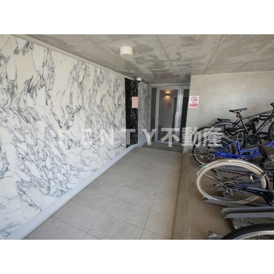 【ロビー】 | ラクラス洗足 | ゆとりのあるロビーです